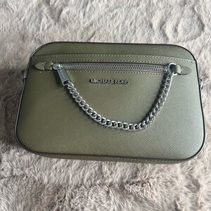 Michael Kors Beige Quilted Interior